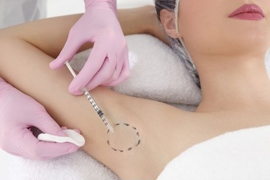 Painless Perfection: What to Expect from Underarm Anti-Wrinkle Treatment
