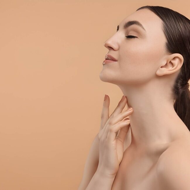 Unveiling the Nefertiti Lift: A Non-Surgical Path to a Refined Jawline and Neck